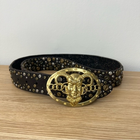 Vintage Lucky Brand Studded Buckle Pendantnt Aries Star Sign 